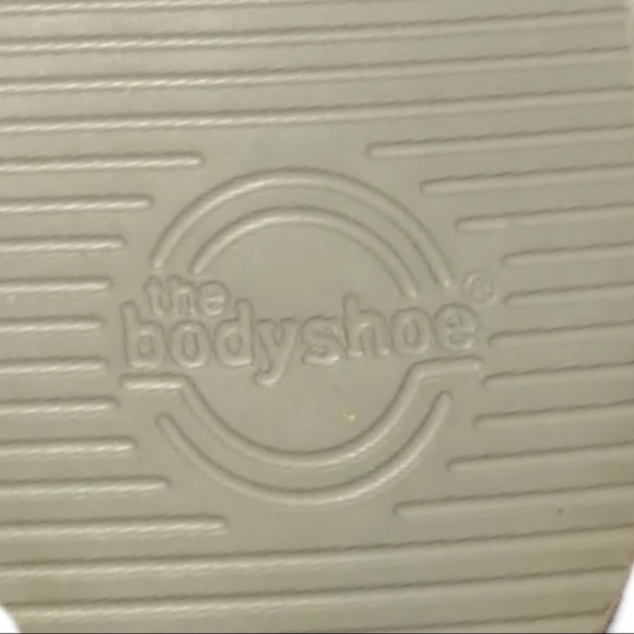 Hush Puppies Men's Leather Walking Shoe - Picture 11 of 12